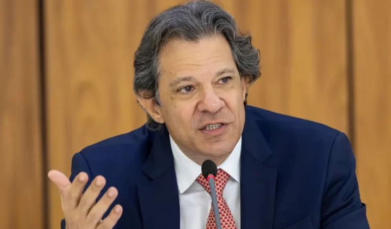 Haddad acusa direita, e diz que reunião com secretário do Tesouro dos EUA foi cancelada após articulação